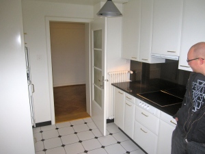 New kitchen, marble tops, great appliances